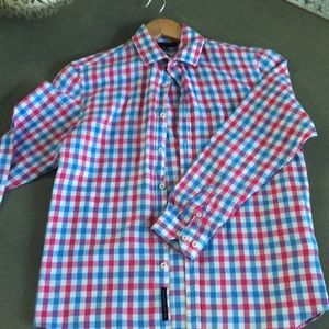 Great condition button down summer shirt!